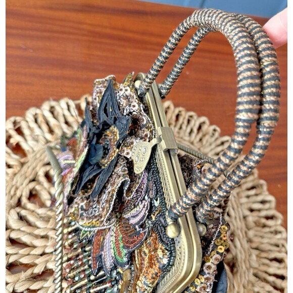 Chicos  Embellished Floral Clutch /Handbag‎ Beads, Sequins, Feathers Vintage - Picture 4 of 12